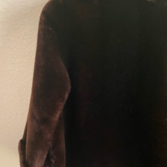 Vintage Fur Label Authority Luxurious Chocolate Brown Fur Mob Wife MCM Jacket M - Picture 13 of 16